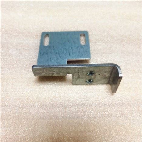 맞춤형 선반 브래킷